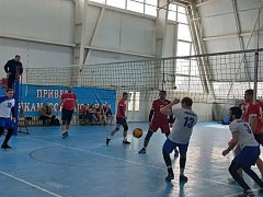 Тренер-преподаватель ДЮСШ МО п. Михайловский стал лучшим игроком турнира по волейболу