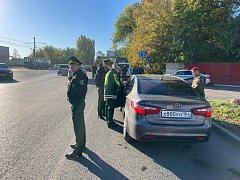 В Саратове прошел межведомственный рейд по выявлению незаконных мигрантов и бывших иностранцев, получивших гражданство РФ, но не вставших на воинский учет