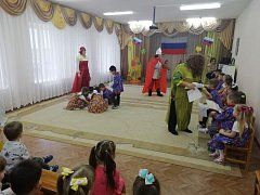 В детском саду п. Михайловский прошло тематическое развлечение «Все мы разные, но мы вместе», посвященное Дню народного единства