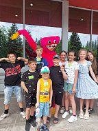 Группа детей из семей, находящихся в трудной жизненной ситуации, посетила Саратовский театр