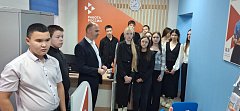Воспитанники объединения "Россия - мои горизонты" побывали в Кадровом центре