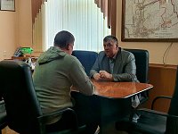 Глава муниципального образования встретился с Антоном Сергеевичем С., приехавшим в отпуск из зоны СВО