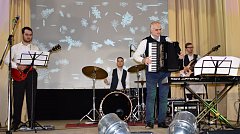 В Доме культуры п. Михайловский состоялся концерт эстрадно-джазового ансамбля «Манго-экспресс»