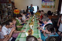 В Михайловском доме-интернате специалисты по реабилитационной работе подготовили и провели праздничную программу «День соседей»