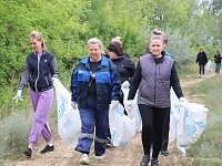 На михайловском пруду состоялся субботник