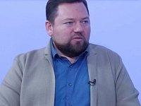 Политолог Бирюлин: в праймериз "Единой России" победили местные и сильные