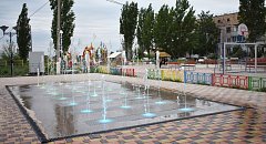 Жители поселка Михайловский рады открытию нового фонтана