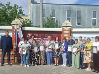 К Дню социального работника в Михайловском доме-интернате состоялось традиционное открытие доски почёта.