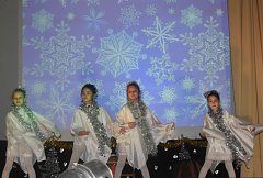 Для детей МО п. Михайловский и гостей поселка в МКУК "ДК" состоялось представление «Новогодняя путаница»