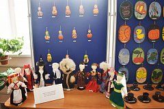 В доме культуры открыта выставка, посвященная 20-летию поселка Михайловский