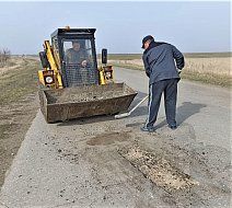 В МО п. Михайловский начались работы по ремонту дорог