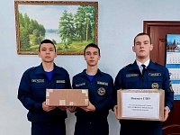 Ребята 10 класса михайловской школы продолжают собирать гуманитарную помощь бойцам СВО