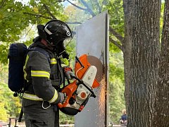 Сотрудники пожарно-спасательной части приняли участие в соревнованиях по кроссфиту