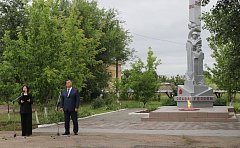 В поселке Михайловский прошел митинг памяти и скорби 