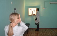 Продолжается медицинский осмотр учащихся михайловской школы