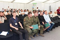 «Саратов-Агро. День поля. 2026»: опорный аграрный банк страны и фонд «Защитники Отечества» договорились о сотрудничестве по поддержке ветеранов СВО