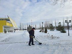 В муниципальном образовании поселок Михайловский ведется расчистка улиц от снежных завалов