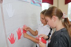 В михайловском Доме культуры прошла патриотическая акция ко Дню Флага Российской Федерации