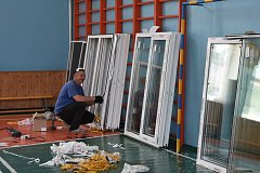 В школе поселка Михайловский установят новые окна