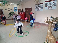 В МКУК "ДК" МО п. Михайловский прошла игровая программа для детей