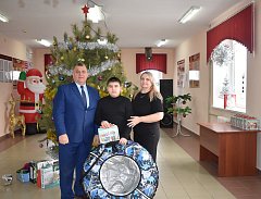 В рамках Всероссийской благотворительной акции «Елка желаний» состоялось праздничное мероприятие для детей участников специальной военной операции