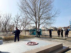 Глава муниципального образования п. Михайловский осмотрел текущее состояние обелиска, памятника и мемориала