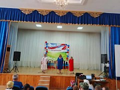 В Михайловском доме-интернате прошёл концерт ко Дню Государственного флага