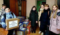 Учащиеся 6 класса михайловской школы при поддержке родителей продолжают участвовать в сборе гуманитарной помощи для участников СВО