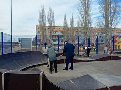 В поселке Михайловский начался месячник по санитарной очистке общественных пространств