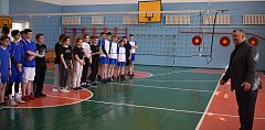 Юные волейболисты успешной игрой отметили окончание учебного года 