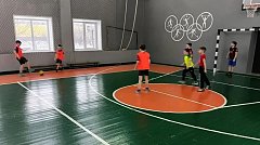 В п. Михайловский продолжаются спортивные занятия в рамках проекта «Дворовый тренер»