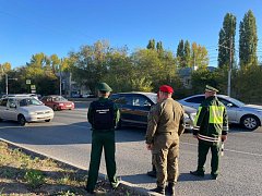 В Саратове прошел межведомственный рейд по выявлению незаконных мигрантов и бывших иностранцев, получивших гражданство РФ, но не вставших на воинский учет