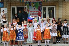Двери нашей школы вновь распахнулись, чтобы дать старт новому учебному году!   