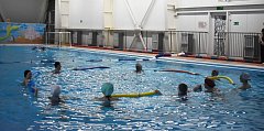 В преддверии Международного женского дня в бассейне «Дельфин» состоялся вечер отдыха для женщин «Вперед,  красавицы!»