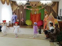 В детском саду «Сказка» п. Михайловский прошел праздник осени