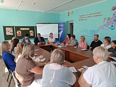 Глава муниципального образования А.М. Романов принял участие в Муниципальной конференции работников образования