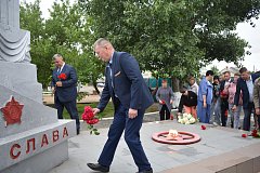 В поселке Михайловский прошел митинг памяти и скорби 