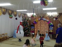 В детском саду «Сказка» п. Михайловский прошли новогодние утренники