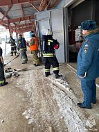 В целях повышения готовности сил и средств пожарно-спасательных подразделений были проведены контрольно-проверочные учения на корпус филиала "Экотехнопарк " "Михайловский" ФГУП "ФЭО"