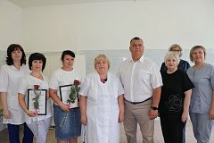 Глава МО п. Михайловский А.М. Романов поздравил работников и ветеранов здравоохранения с профессиональным праздником