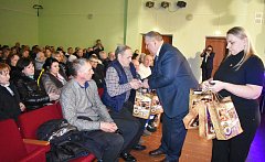 В михайловском Доме культуры состоялся концерт «Защитников Отечества славим!»