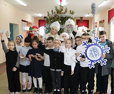 Юные михайловцы посмотрели сказку «Лекарство от жадности» в постановке Вольского драматического театра