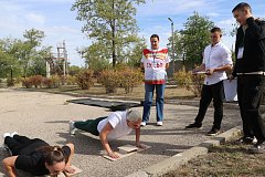 К труду и обороне они готовы всегда - это их работа. 