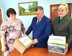 Жители муниципального образования посёлок Михайловский продолжают собирать посылки в зону СВО