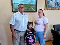 Михайловцы присоединились к акции "Помоги пойти учиться"
