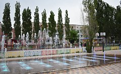 Жители поселка Михайловский рады открытию нового фонтана