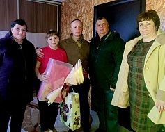 Глава муниципального образования п. Михайловский поздравил семью участника СВО с рождением ребенка