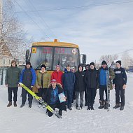 День защитника Отечества любители лыжного спорта отметили большим забегом