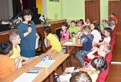 Для детей летнего лагеря "Буратино" сотрудники МКУК "ДК" МО п. Михайловский организовали Час веселых вопросов