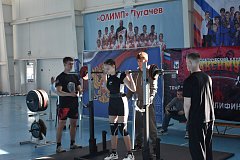 Пауэрлифтинг – спорт сильных духом и телом людей